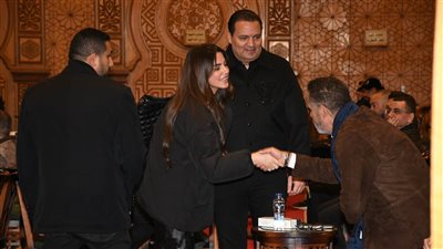 أخبار الفن.. غياب نجوم الفن عن عزاء شقيق طارق الشناوي.. مصطفى شعبان وهاني رمزي وإياد نصار يقدمون العزاء في والد جومانا مراد.. رامي صبري يطرح أغنية يمكن خير