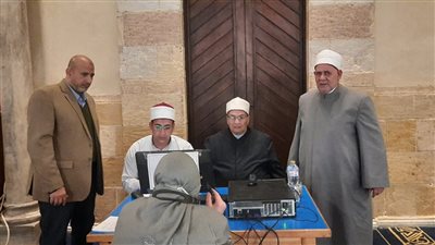 274 دارسا يؤدون اختبارات نهاية المستوى لدارسي رواق القرآن الكريم بالجامع الأزهر 