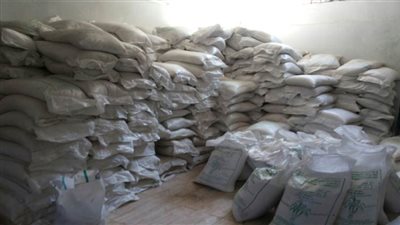 التموين، ضبط ١٠ أطنان أرز و١١٢ بطاقة تموينية بالحوامدية