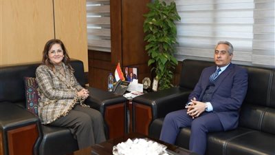 وزيرة التخطيط تبحث مع وزير القوى العاملة عددا من الملفات المشتركة