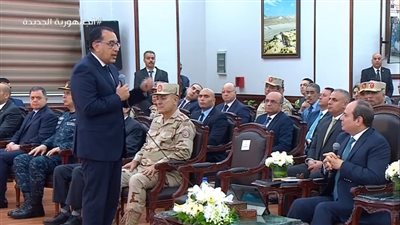 مدبولي: خطة أسبوعية لخروج المواد الموجودة في الموانئ المصرية 