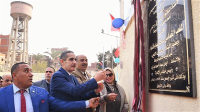 محافظ الغربية يفتتح مركزي شباب ومدرسة بالسنطة (صور)