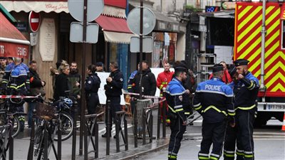 توجيه تهم القتل على أساس عنصري لمنفذ هجوم باريس