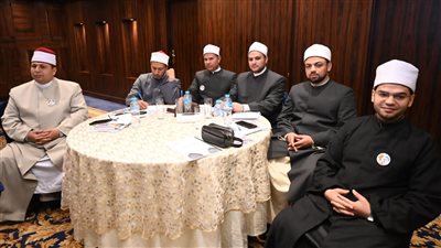 وعاظ الأزهر ورجال الكنيسة يناقشون استراتيجية مكافحة الفكر المتطرف