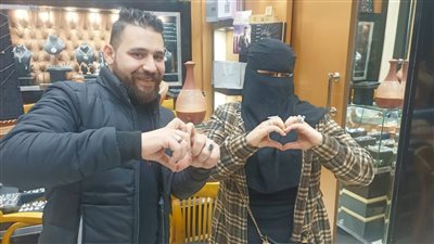 قصة أول عروسين يستبدلان طقم فضة بالشبكة الذهب في الغربية، وهذا موقف أهل العروس (صور)