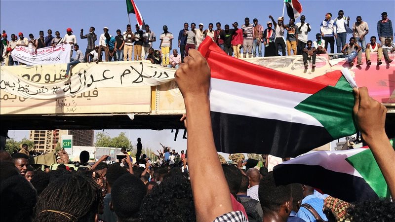 عودة الاحتجاجات بعد