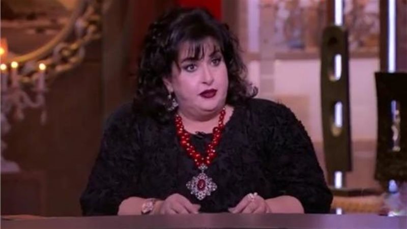 بسنت يوسف خبيرة التاروت،