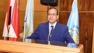 جامعة سوهاج: محو أمية 10 أفراد تعفي الطالبات من الخدمة العامة