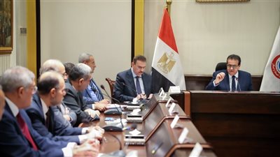 وزير الصحة يوجه بسرعة الانتهاء من تجهيز مقر هيئة الإسعاف بـ 6 أكتوبر 