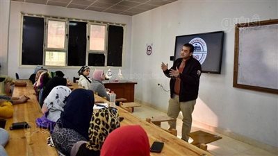 ندوة تعريفية حول بعثات الطلاب المصريين إلى الصين بعلوم الملاحة في بني سويف 