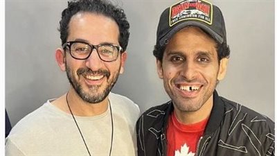 حمدي الميرغني ينشر صورة مع أحمد حلمي: برنس الكوميديا