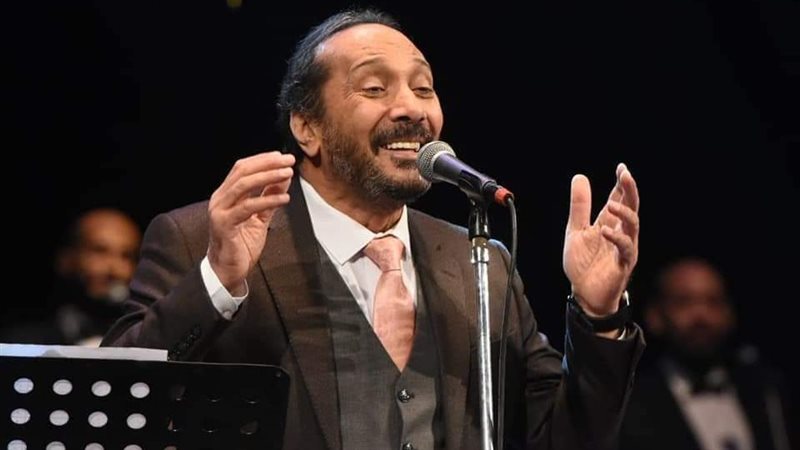 على الحجار، فيتو