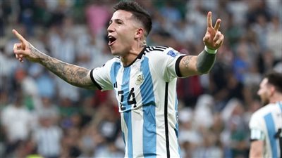 تشيلسي يقدم عرضا خياليا لضم الأرجنتيني إنزو فيرنانديز من بنفيكا