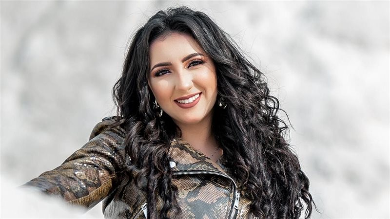 آية عبد الله، فيتو
