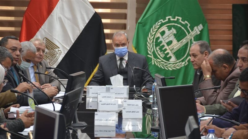 محافظ القليوبية خلال