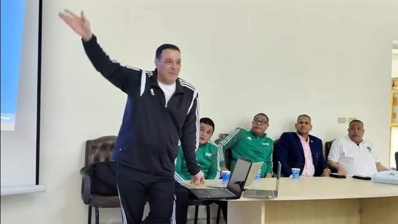 عصام عبدالفتاح، فيتو