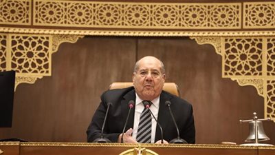  رئيس مجلس الشيوخ يقدم العزاء لأسرة النائب الراحل مصطفى كامل