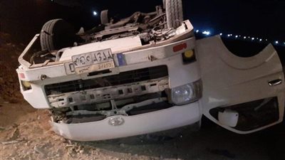 المباحث تستمع لأقوال الشهود في حادث انقلاب ميكروباص بدهشور