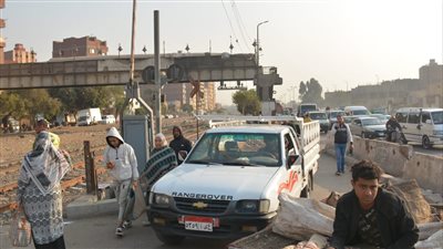 إغلاق مزلقان الرحمانية والسلامية في قنا بسبب أعمال الحفر