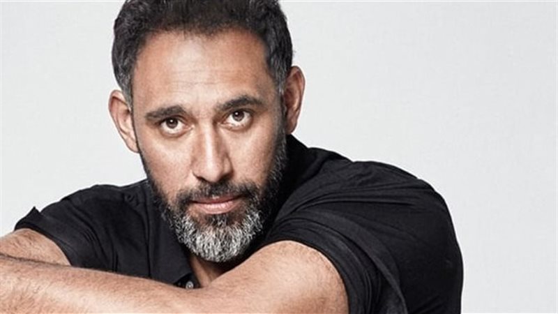 الفنان عمرو مصطفي،