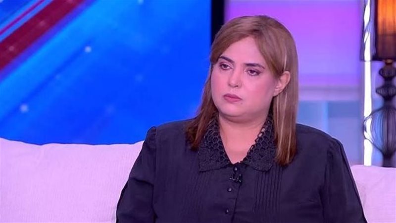 الفنانة وفاء مكي،