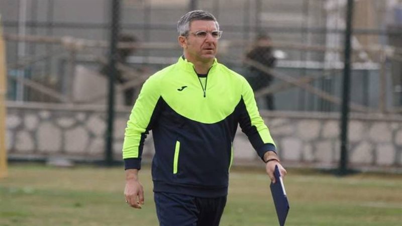 فاسيليو مدرب غزل