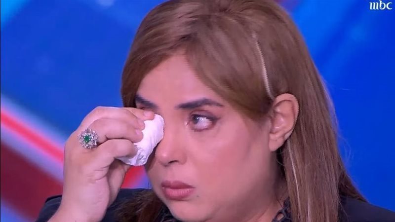 الفنانة وفاء مكي،