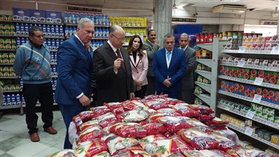 محافظ القاهرة: منع محاولات احتكار السلع أو المغالاة في أسعارها دون مبرر