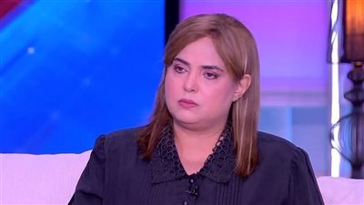 هند عاكف توجه رسالة دعم لوفاء مكي 