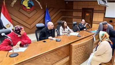 نائب محافظ البحيرة تلتقى 27 مواطنا خلال لقاء خدمة المواطنين