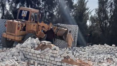 التصدي لحالة تعد على الأراضي الزراعية في ابوصوير بالإسماعيلية