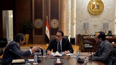 مدبولي يلتقي رئيس مجلس الإدارة والعضو المنتدب لشركة العاصمة الإدارية الجديدة للتنمية العمرانية