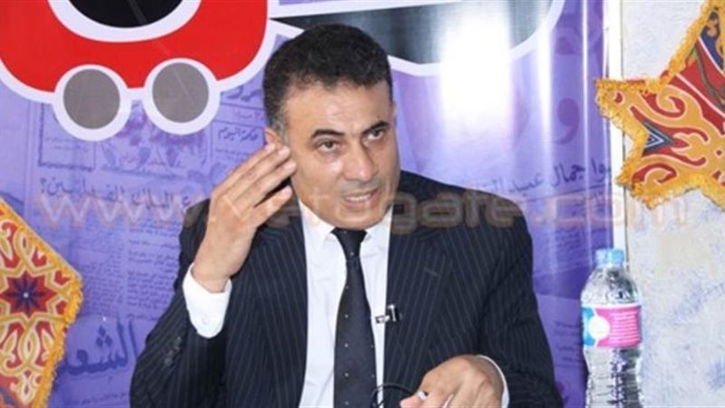 الكاتب الصحفي أسامة