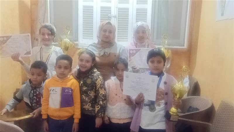 طلاب قرية ميت تمامة