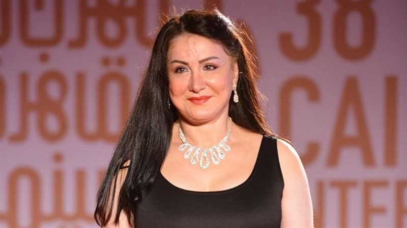 وفاء سالم، فيتو