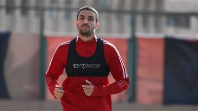 أخبار الأهلى، أكرم توفيق يخضع لجراحة الرباط الصليبي 