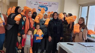 التضامن توزيع شنط الوقاية من كورونا على أطفال الحضانات (صور)