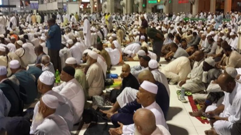 حكم الدعاء بين خطبتي