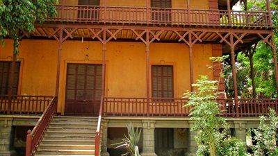 استراحة الملك فاروق علي ضفاف النيل باسنا شاهدة علي مقاييس النيل بسلم رخامي مدرج (صور)