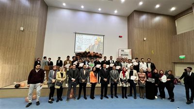 رئيس جامعة المنصورة الجديدة يشهد حفل ختام الأنشطة الطلابية ويكرم المتميزين (صور )