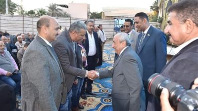 نقيب المهندسين يضع حجر الأساس لمقر النقابة الفرعية بالأقصر