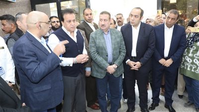 محافظ المنوفية ووزير الصحة يتفقدان مستشفى الهلال للتأمين الصحي
