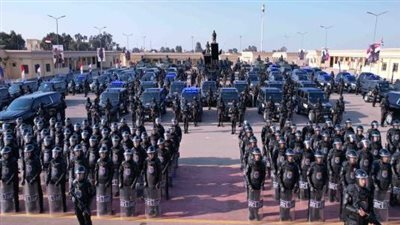 أخبار الحوادث اليوم: انتشار أمني مكثف بالميادين ومحيط دور العبادة.. وضبط بطلي فيديو الفعل الفاضح فوق الكوبري