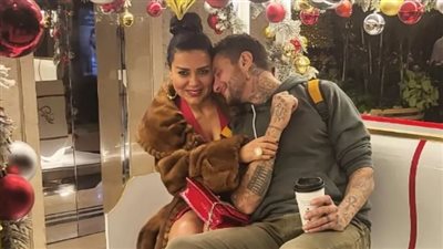 رانيا يوسف عن صورتها المثيرة مع أحمد الفيشاوي: كنا بنلعب ومش ناوية أتجوز