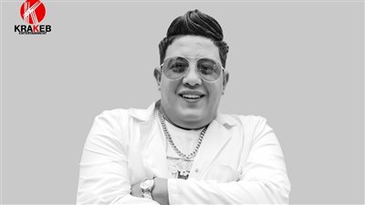 مطربو المهرجان يثيرون الجدل بـ مصحة وبلطو أبيض 