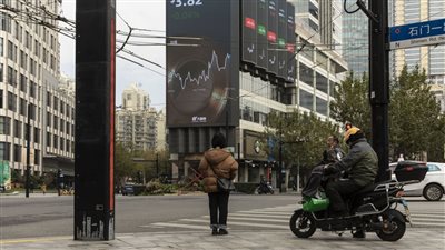  الرابحون والخاسرون بسوق الأسهم الصينية في 2022.. وتأثير صفر كورونا على السيارات والأدوية والغاز 