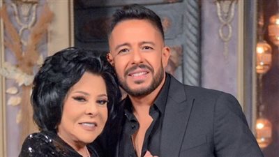 محمد حماقي: بحب أقعد في البيت.. وآكل على الأرض (فيديو)