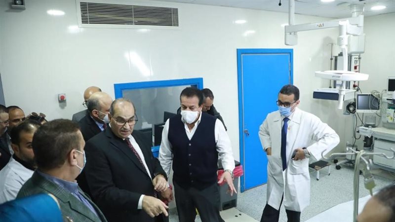 وزير الصحة د.خالد