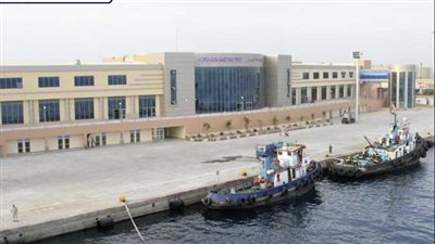 تداول 12 ألف طن بضائع عامة ومتنوعة بموانئ البحر الأحمر