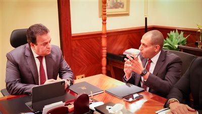 وزير الصحة يبحث توفير أحدث علاجات أورام الثدي بأسعار مناسبة